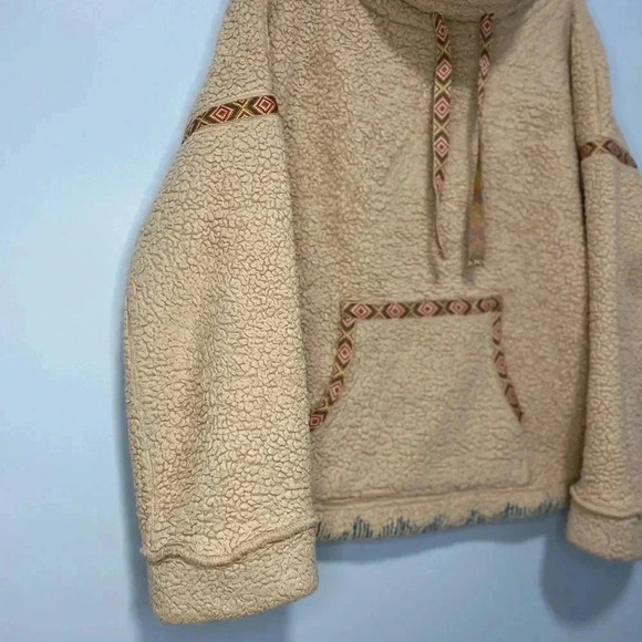 Sundance Mountain Loft Oversized Boho Pullover Sherpa Sweater Aztec Beige Sz XS - Picture 4 of 10